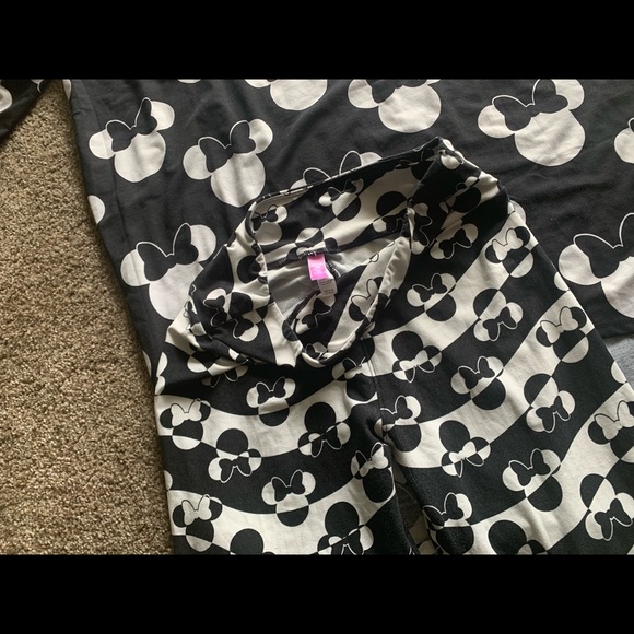 Lularoe Mini Disney set - Picture 2 of 5